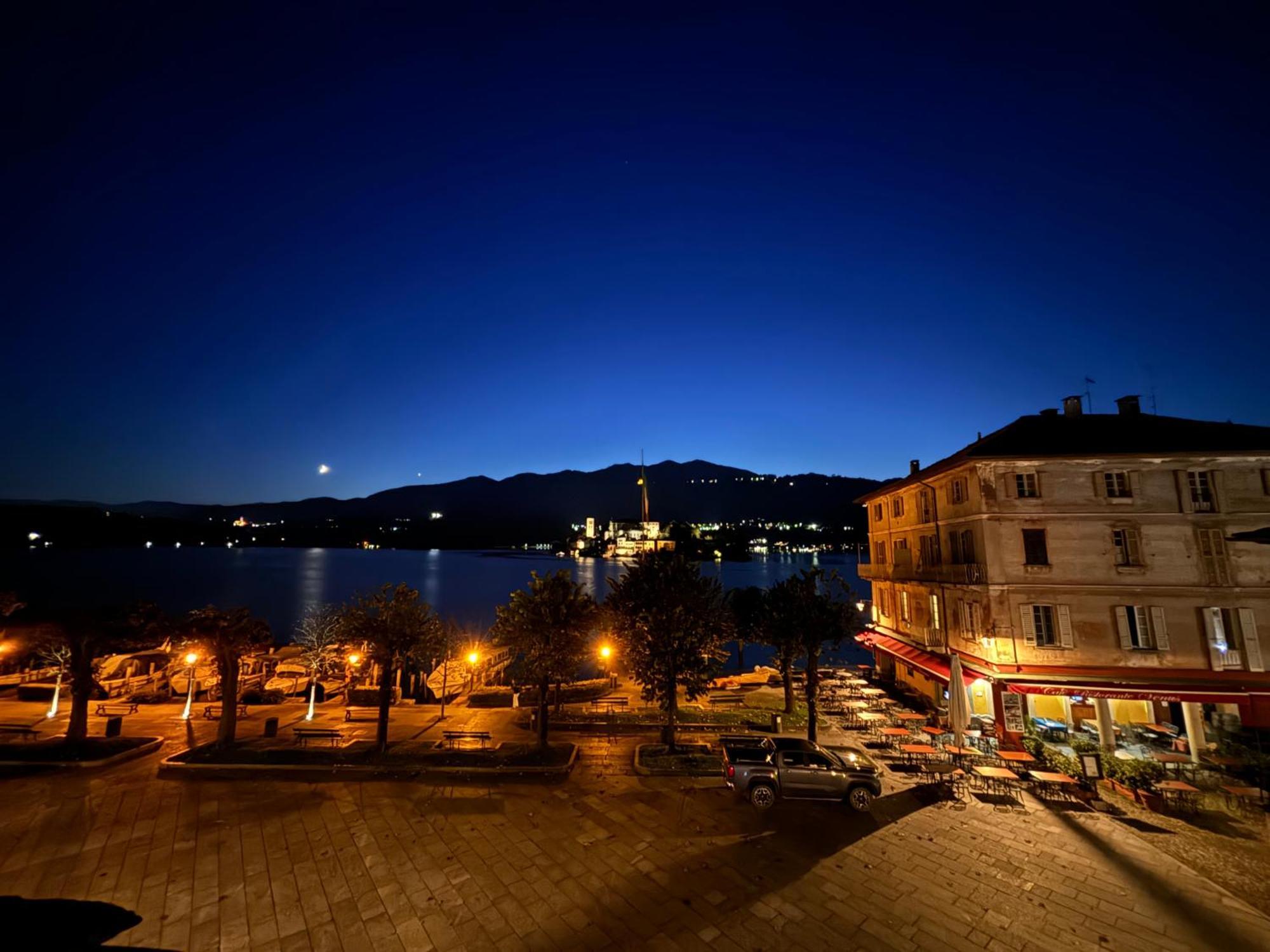 -Ortaflats- Appartamento l'Isola Orta San Giulio Esterno foto
